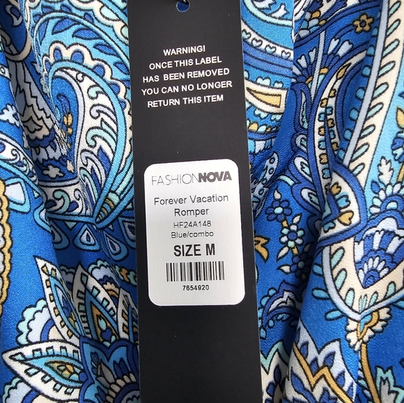 Forever Vacation Romper - Picture 3 of 4